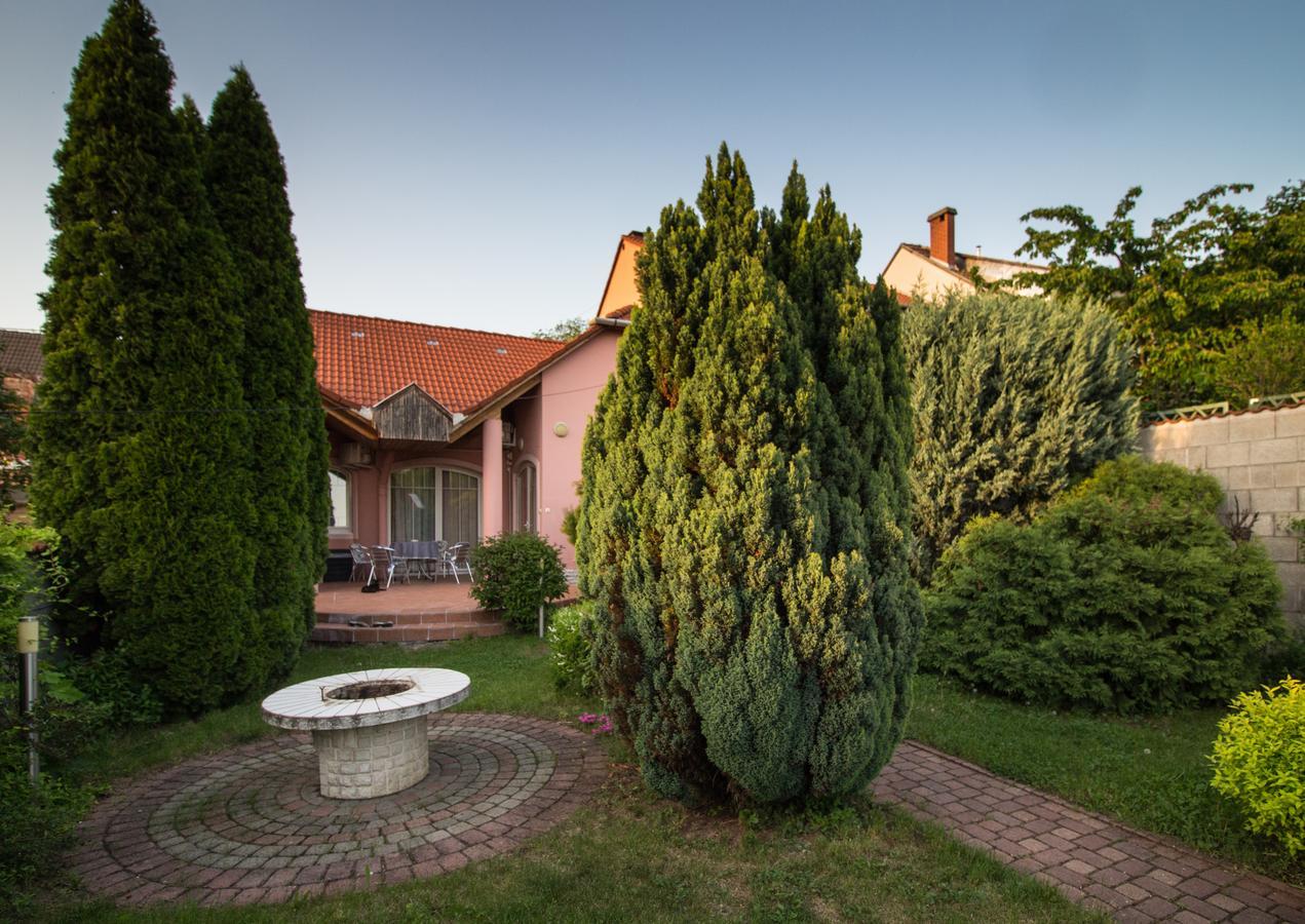 Boros Vendeghaz Eger Villa Buitenkant foto