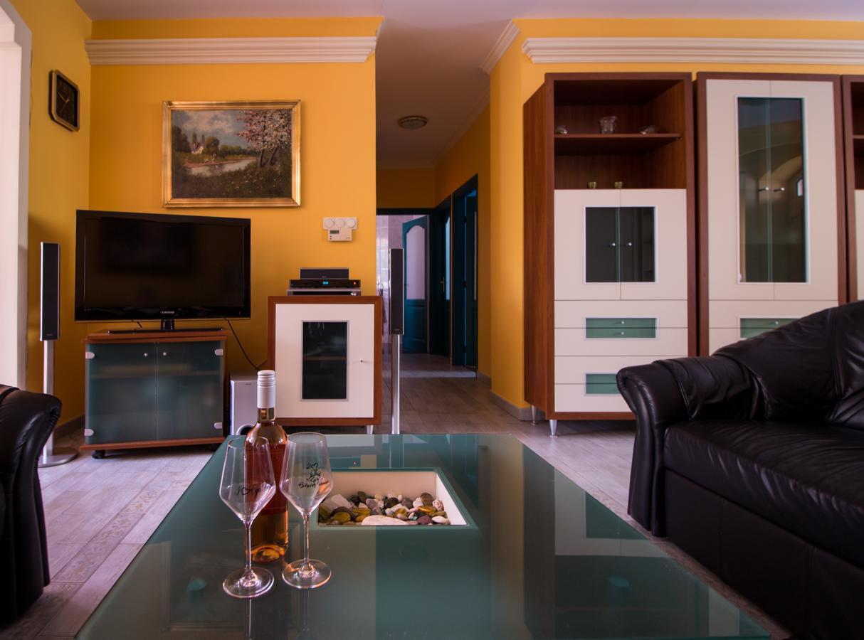 Boros Vendeghaz Eger Villa Buitenkant foto